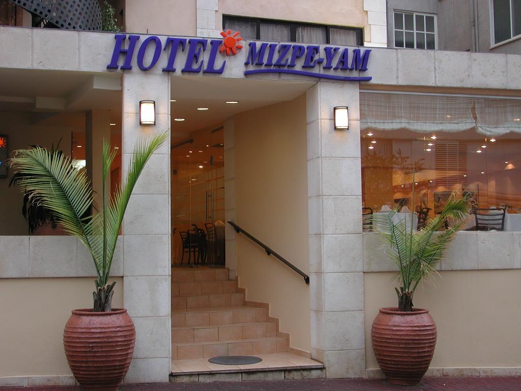 Mizpe Yam Boutique Hotel Нетания Екстериор снимка